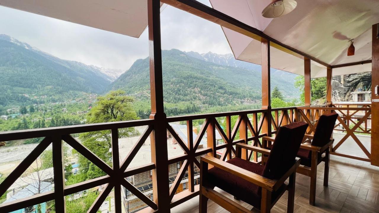 Hotel Hollywood - Top Rated & Most Awarded Property In Manali Exterior photo