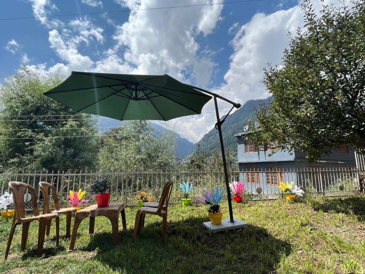 Hotel Hollywood - Top Rated & Most Awarded Property In Manali Exterior photo