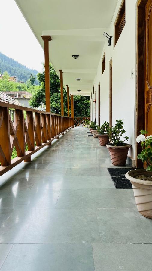 Hotel Hollywood - Top Rated & Most Awarded Property In Manali Exterior photo