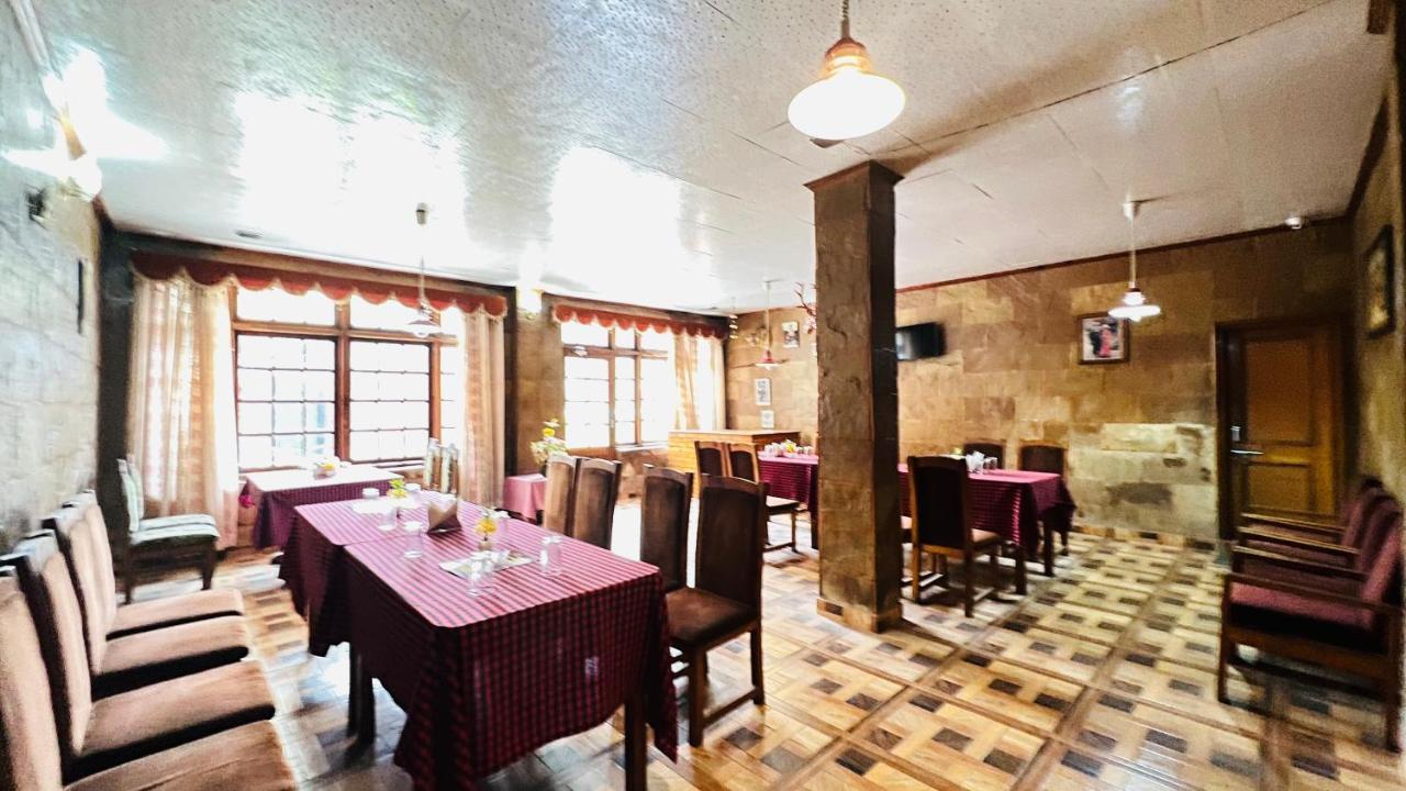 Hotel Hollywood - Top Rated & Most Awarded Property In Manali Exterior photo