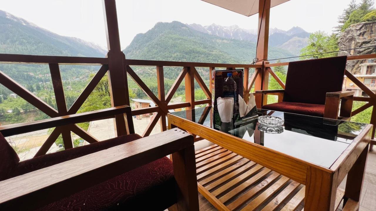 Hotel Hollywood - Top Rated & Most Awarded Property In Manali Exterior photo