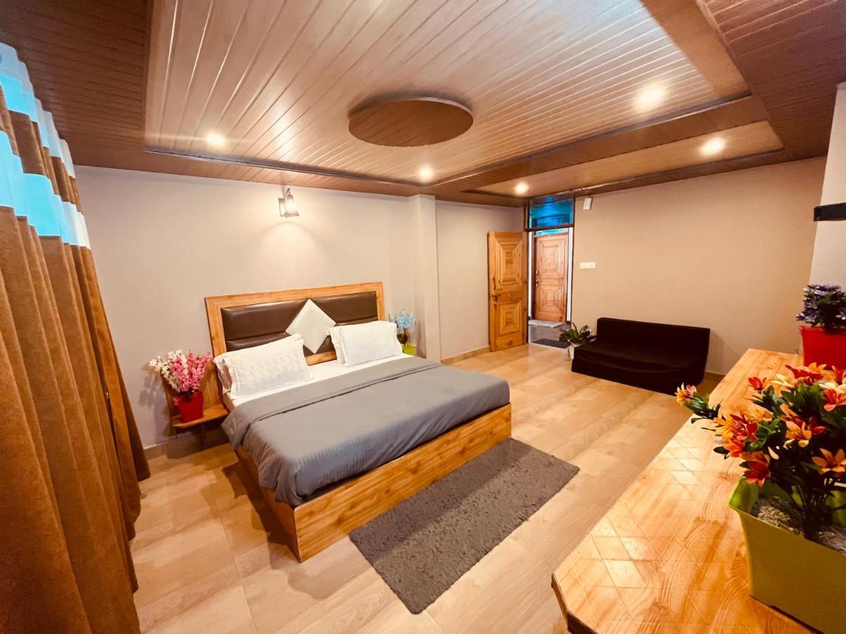 Hotel Hollywood - Top Rated & Most Awarded Property In Manali Exterior photo